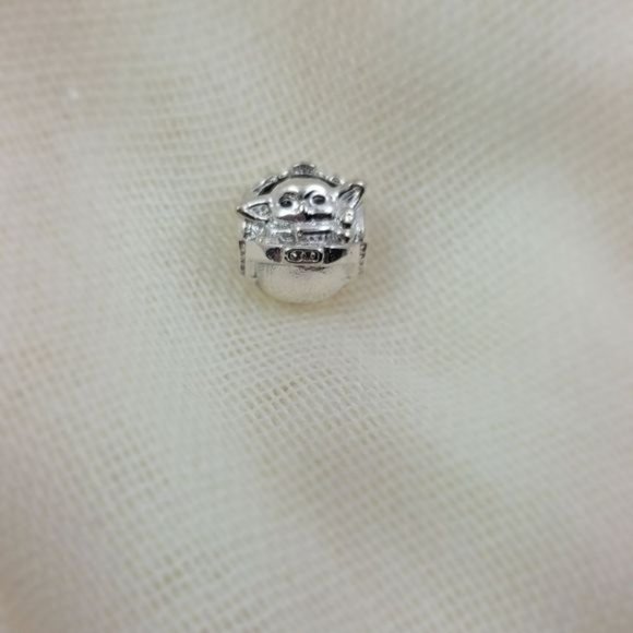 925 Silver?Grogu and Crib Charm - Picture 2 of 5